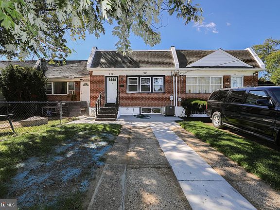 3rd image of 1203 Macarthur Dr