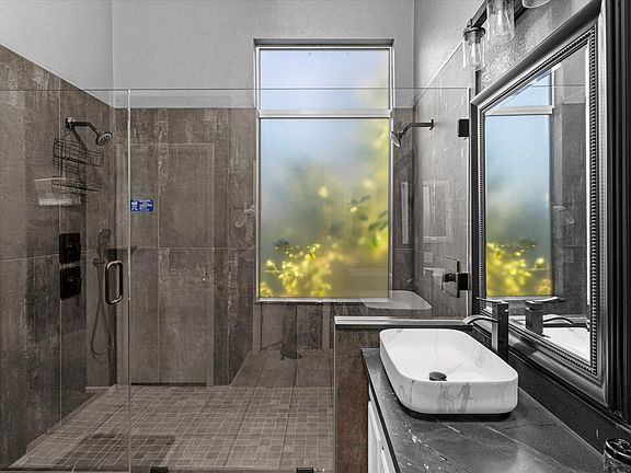 4th image of 20263 N 70th Ave