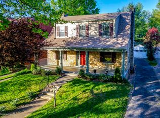 2421 Meadow Rd, Seneca Gardens, KY 40205