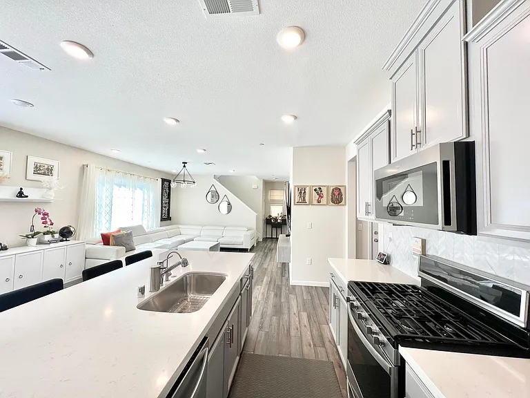 5325 Knights Valley Ln — Photo 29