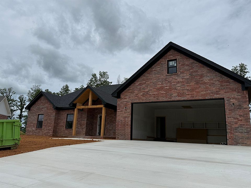 1st image of 175 Hayden Dr