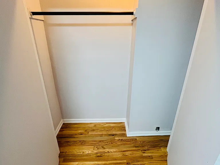 101 Hazel St #B7 — Photo 14