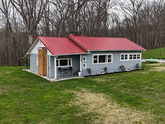 2nd image of 125 Abdon Ln