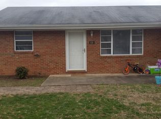 616 Chamberlain Ln, Salem, VA 24153