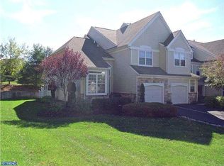 206 Leeds Ct #14, New Hope, PA 18938