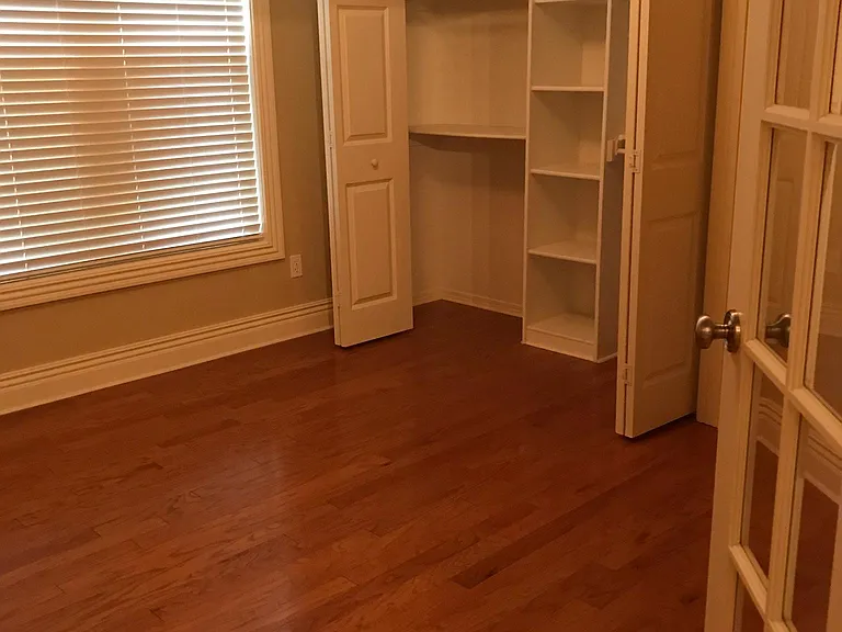 6886 Young Farm Ave — Photo 9