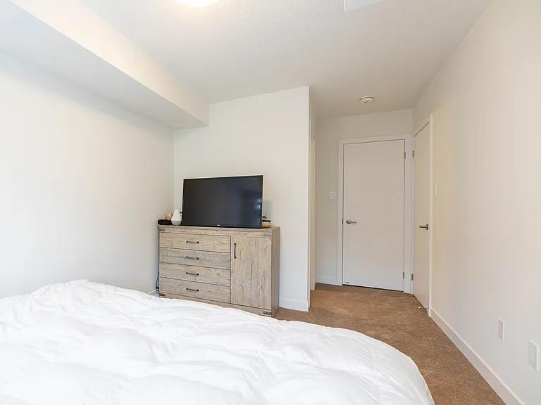 1865 Pickering Pkwy #1507 — Photo 36