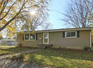 801 8th Ave NW, Waverly, IA 50677