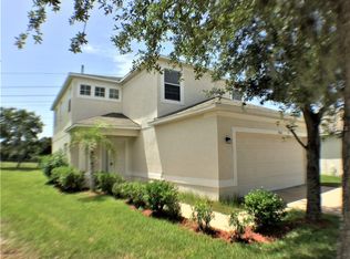 7904 Carriage Pointe Dr, Gibsonton, FL 33534