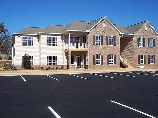 210 Outlook Dr, Boiling Springs, SC 29316