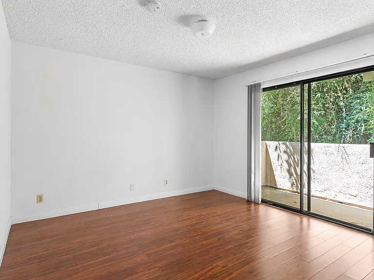 4193 Greenbush Ave #2 — Photo 8
