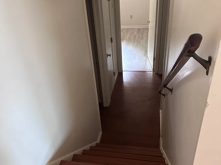 21228 Nottingham Dr — Photo 11