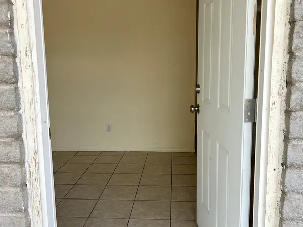 365 W 1st St #2, Tucson, AZ 85705