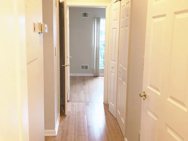 1484 Westgate Dr — Photo 11