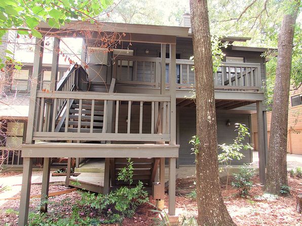 31 Sawmill Grove Ln