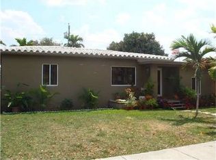 4040 SW 6th St, Miami, FL 33134