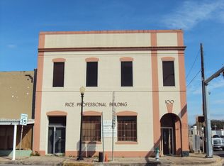 100 N Velasco St, Angleton, TX 77515