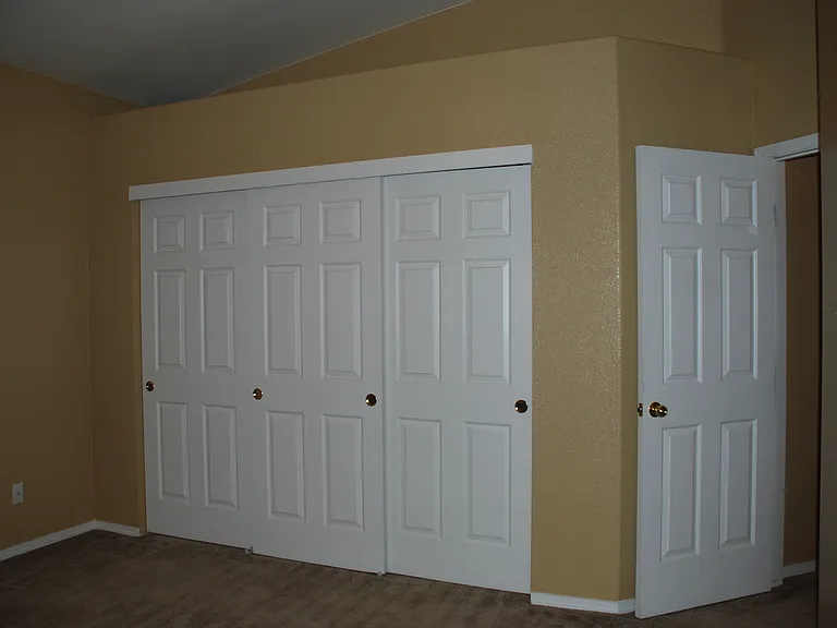 1610 Westmont Ln — Photo 11