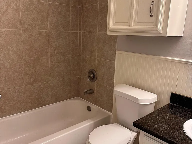 3323 Brookdale Dr — Photo 8