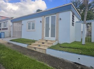 Calle Margarita E33 Reparto Valencia, Bayamon, PR 00959
