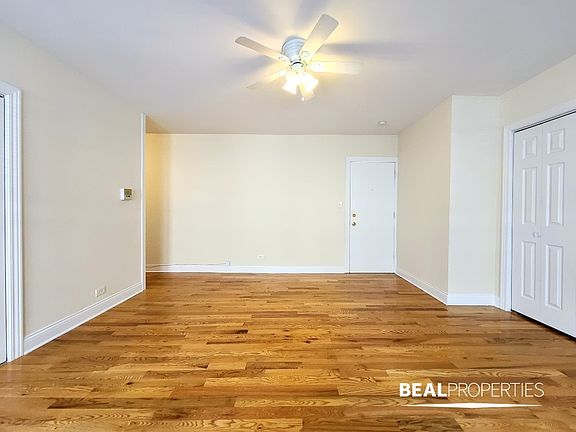 5th image of 817 W Cornelia Ave #817205