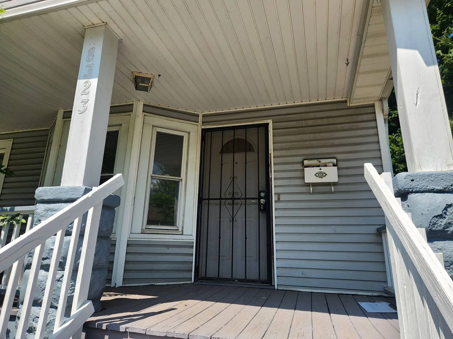 Charming 4-Bedroom Property in Prime Location — Photo 4
