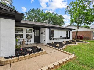 1807 W Belden St, Sherman, TX 75092