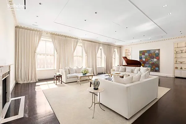 Sold by Sotheby's International Realty | media 2