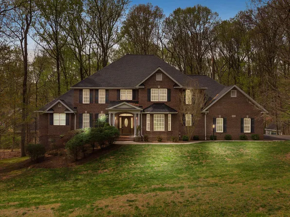 1509 Lost Creek Dr, Ashton, MD 20861