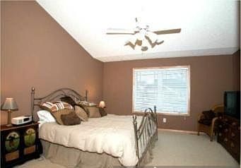 3rd image of 5018 Archer Ln N