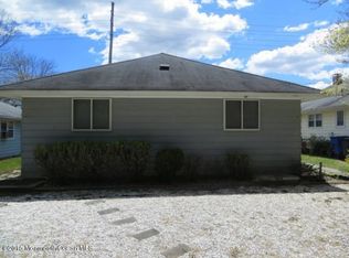 2260 Mount Hood Ln, Toms River, NJ