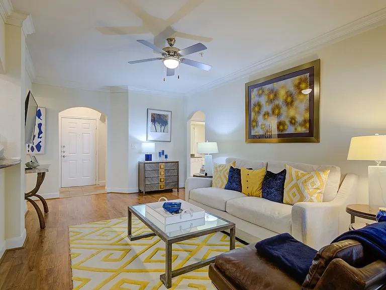 Renaissance at Preston Hollow — Photo 23