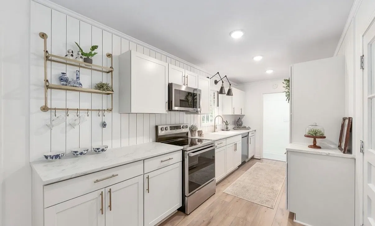 3 bed, 1392 sqft, $1,700 — Photo 1