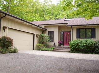 8615 Wilson Mills Rd, Chesterland, OH 44026