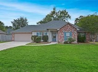 507 Mossy Oak Cir, Madisonville, LA 70447