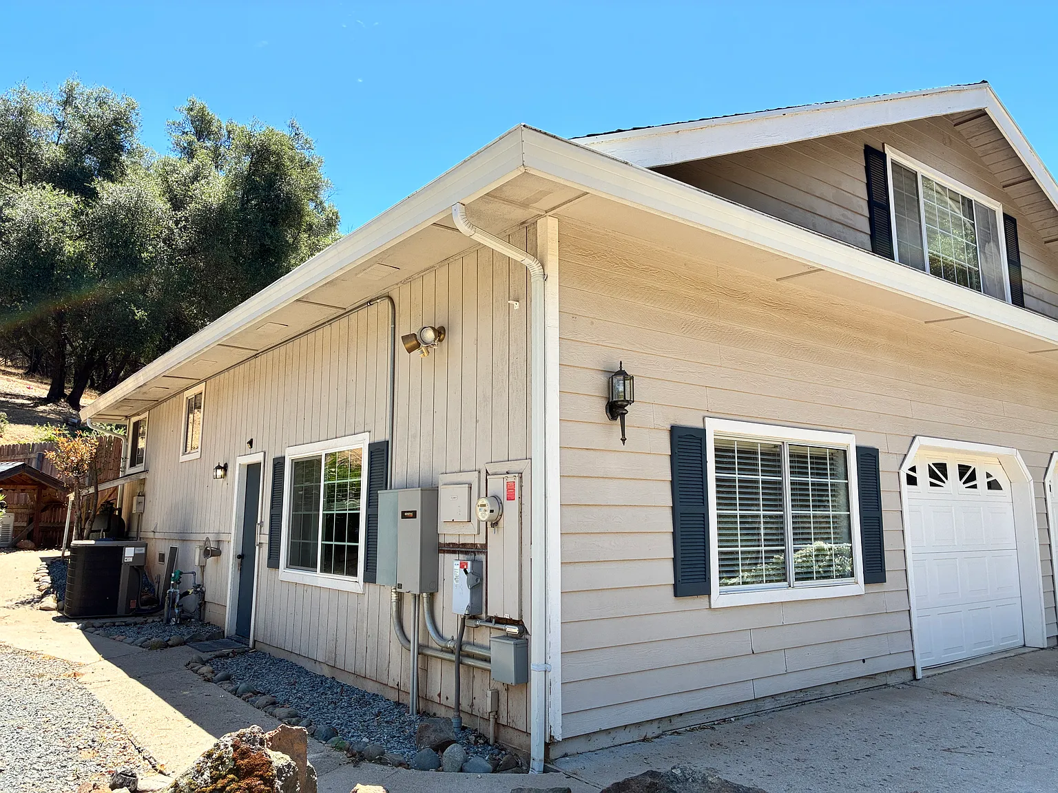 Grass Valley — Photo 2