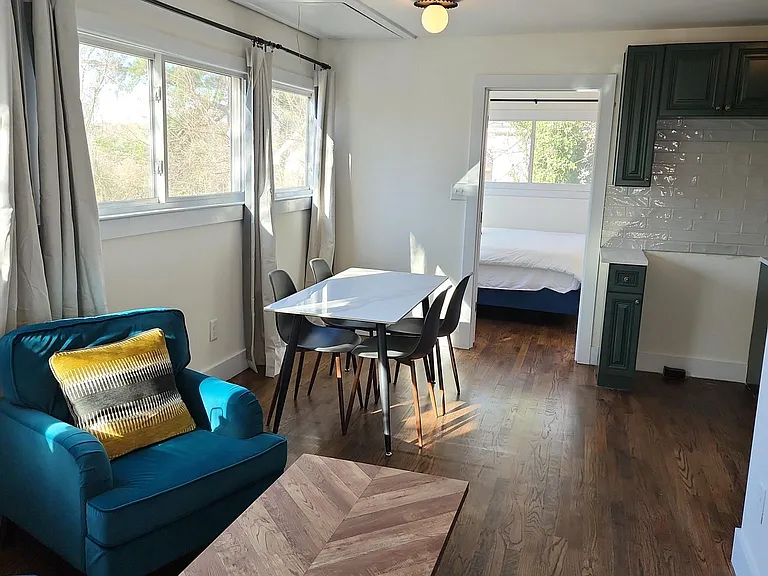 325 Maywood Ave — Photo 20