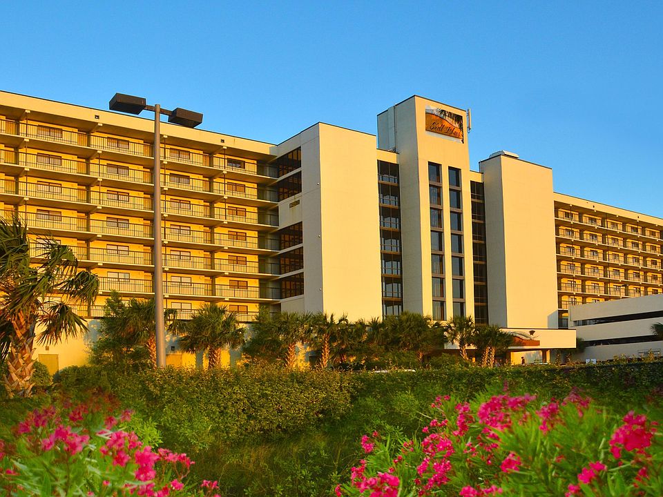 1st image of 2700 N Lumina Avenue #213