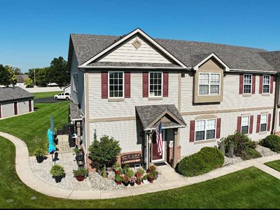 1106 Auburn Meadow Ln, Schererville, IN, 46375