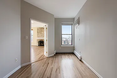 Rented by Manhattan Spaces