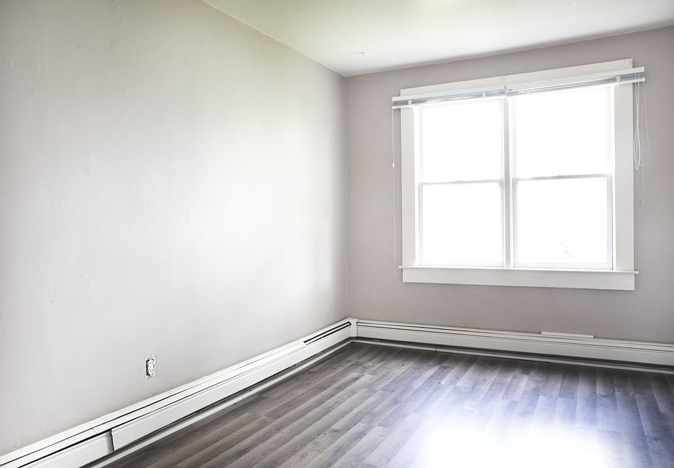 1st image of 807 W Cedar St #6