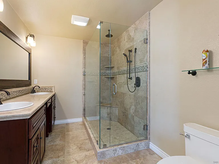 6783 Heath Ct — Photo 24