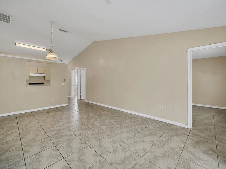 2628 Legend Ct #2628 — Photo 22
