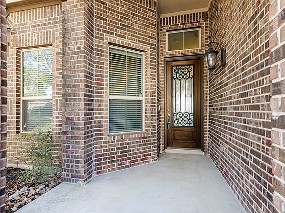 3rd image of 3938 Gran Heights