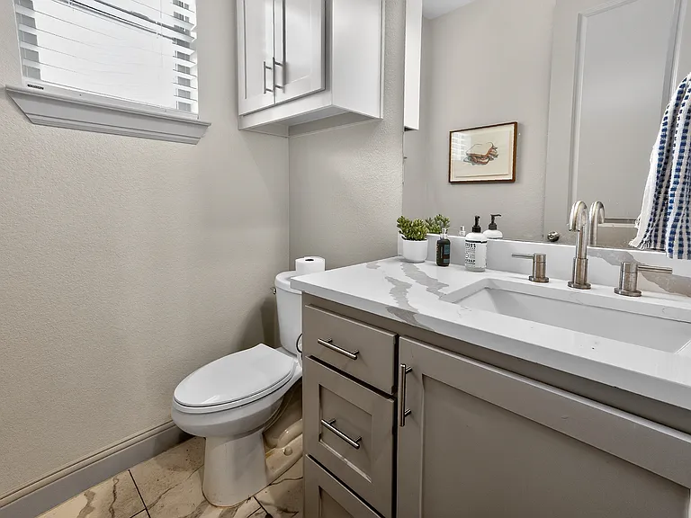 3521 S Hills Ave — Photo 31