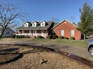 1115 Wildwood Rd, Dexter, MO 63841