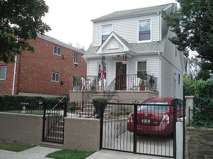 1st image of 2819 Gunther Ave