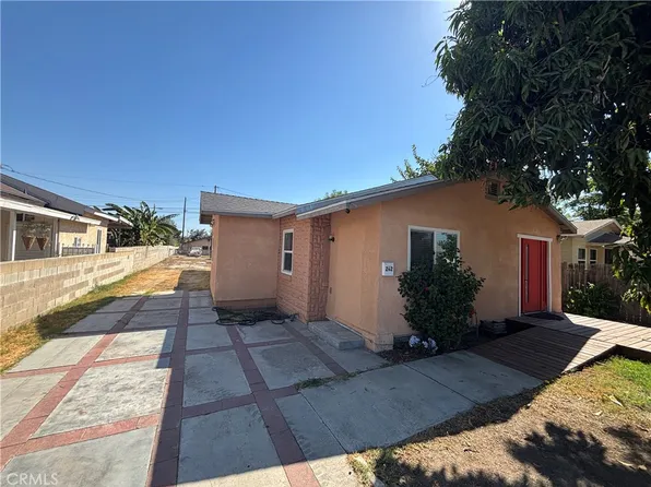 242 W East St #M, Colton, CA 92324