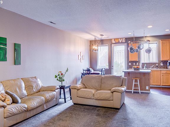 5th image of 5836 SE Woodland Dr