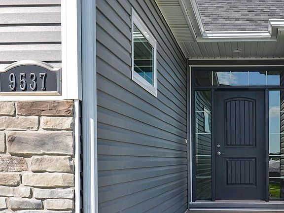 2nd image of 9537 Fairbury Ln